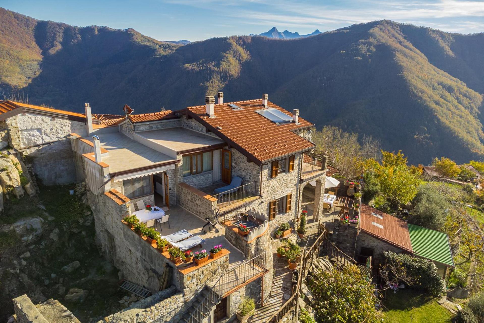 Holiday home Vivi Luxury Comano (Tuscany)